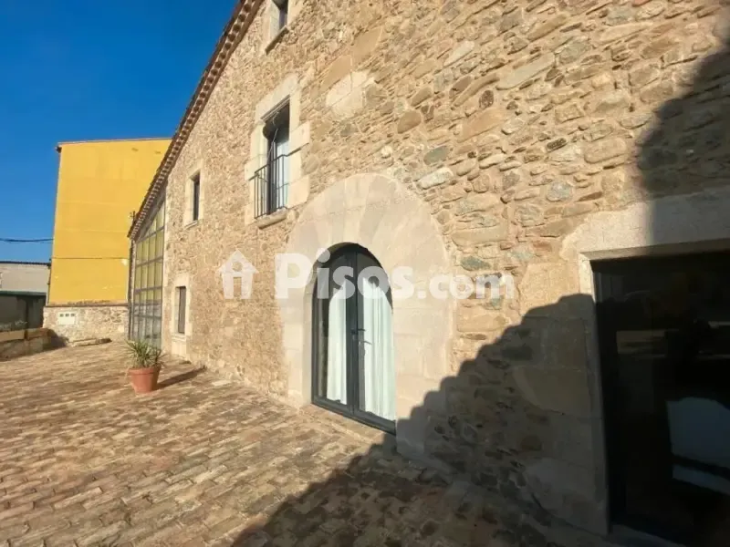 Jardin - 17th-Century Stone Cottage in Bordils