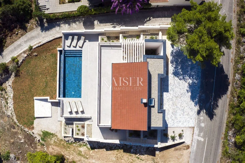 Aerial - Luxury Villa with Infinity Pool on Mali Iž