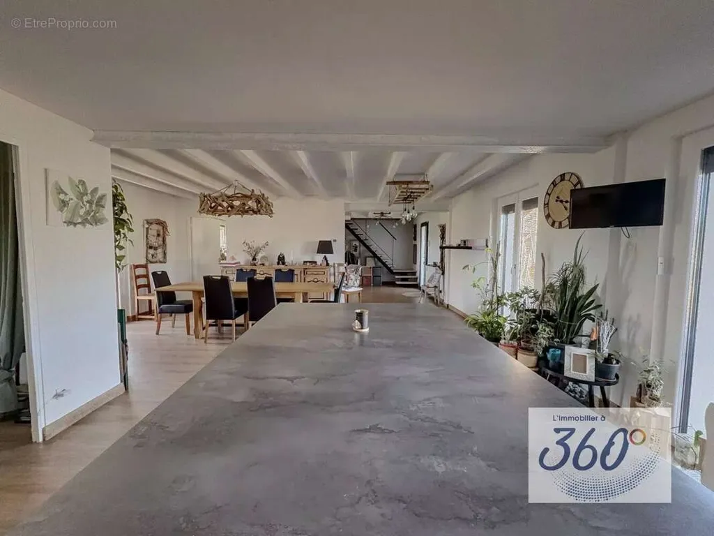 Maison 7 pièces à Louhans