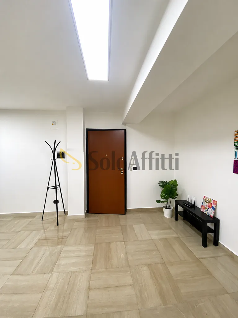 2-room commercial property in Barletta