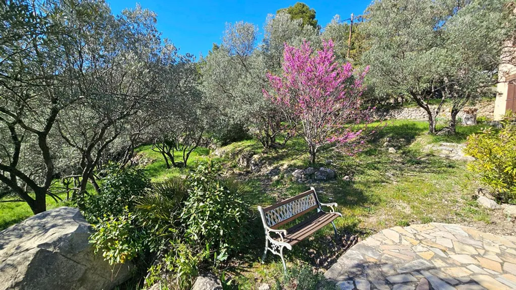 Jardin - Villa avec Vue sur Nature à Claviers, Côte d'Azur