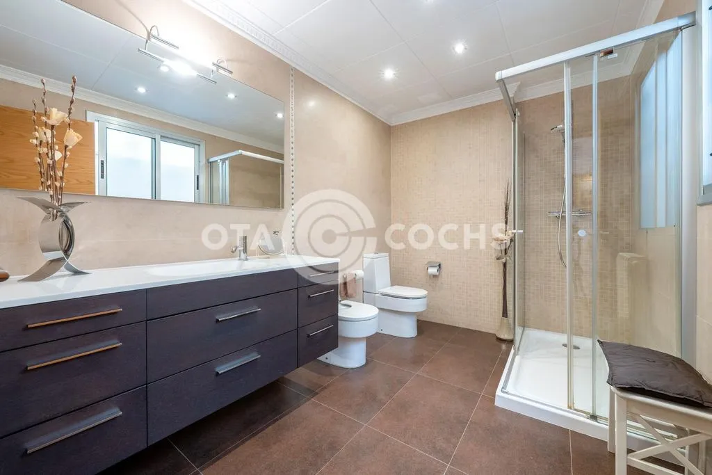 Vannitoad - Luxury Apartment Complex in Reus Centre