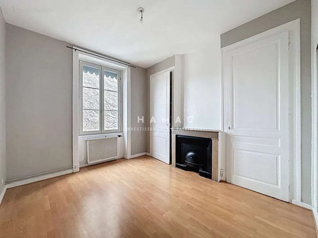 Pièces - Appartement T3 avec Ascenseur à Perrache Sainte-Blandine