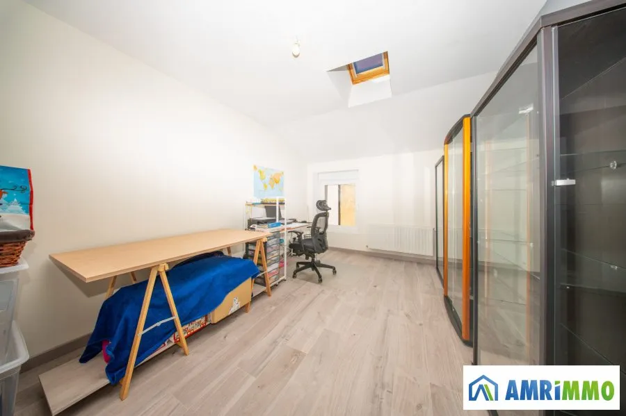 Bureau - Maison Rénovée avec Jardin à Mercy-le-Haut