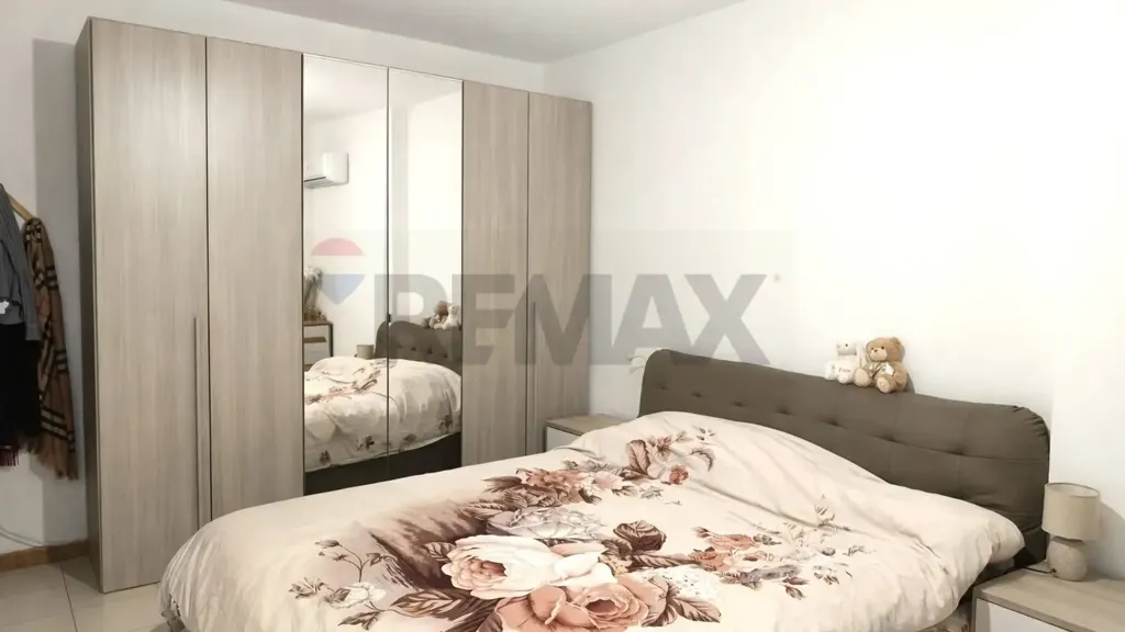 Chambres - Apartment with Terrace in Naples Centre