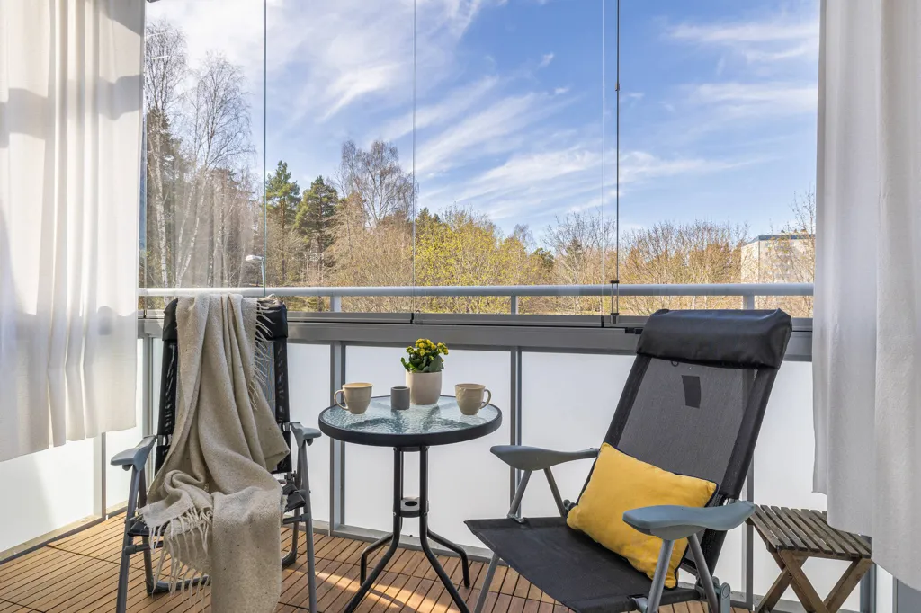 Balcone - Modernised Apartment with Balcony in Sigtuna