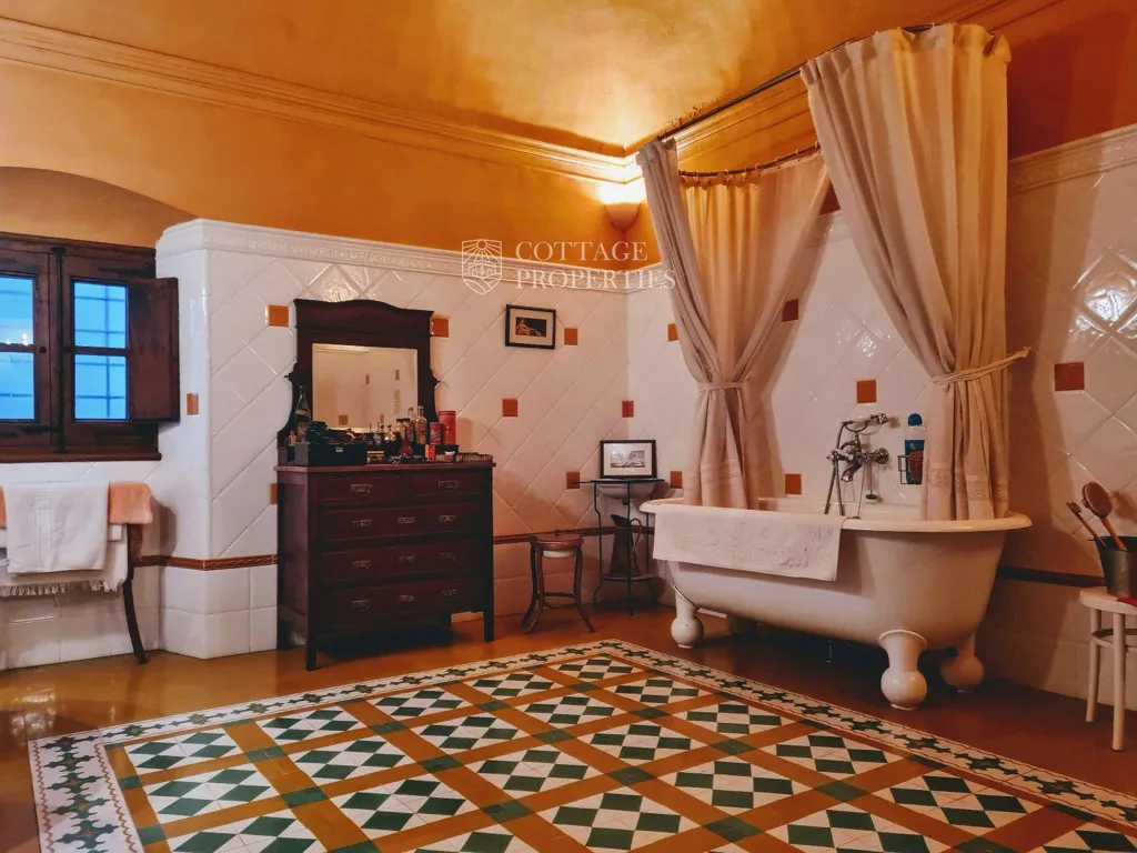 Bagni - Rustic Estate with Masia in Llagostera