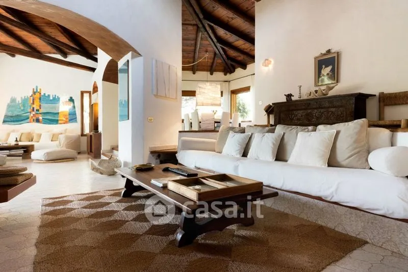 Elutuba - Villa with Private Beach in Arzachena