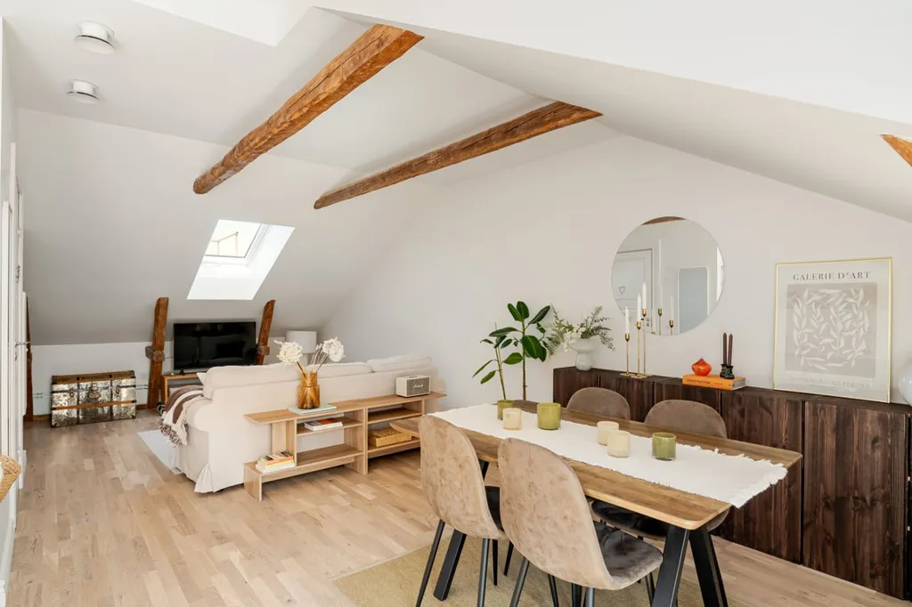 Sala da pranzo - Characterful Flat with City Centre Views in Jönköping