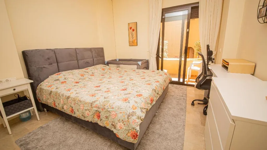 Chambres - 3-Bed Apartment with Terrace in La Duquesa, Manilva