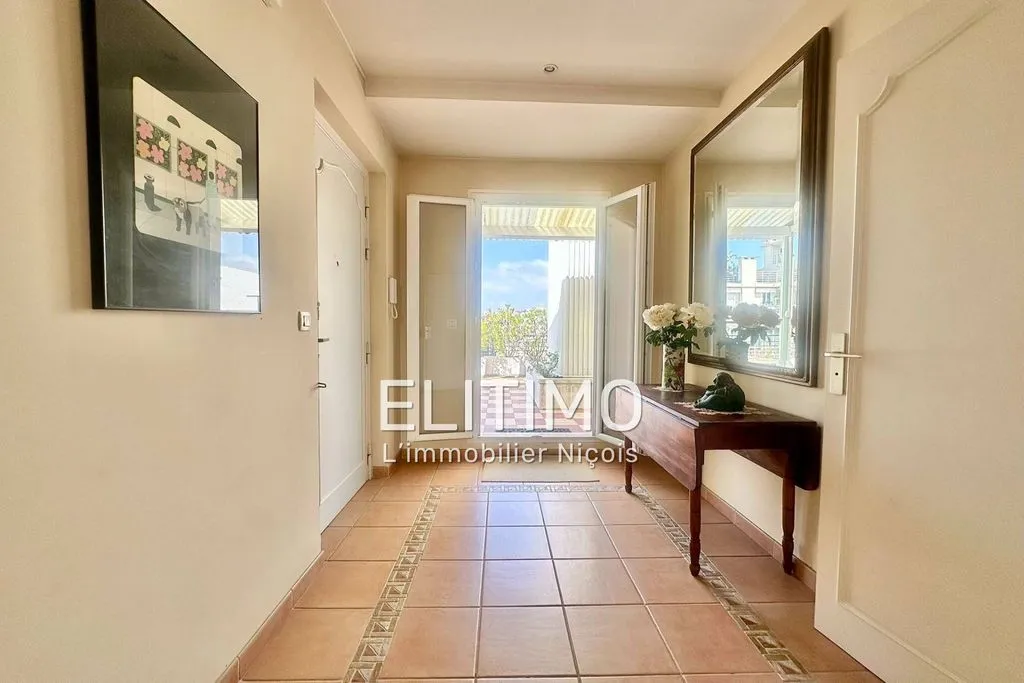 Entrée - Appartement Luxe avec Terrasses à Nice