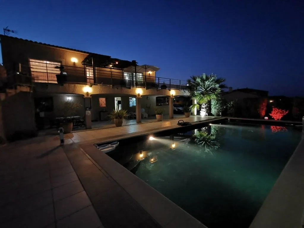 Bassein - Luxury Villa in Adissan