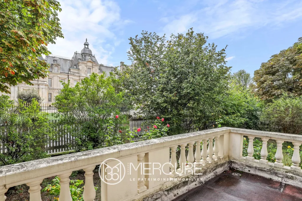 Balcone - Florentine Villa with Garden in Maisons-Laffitte