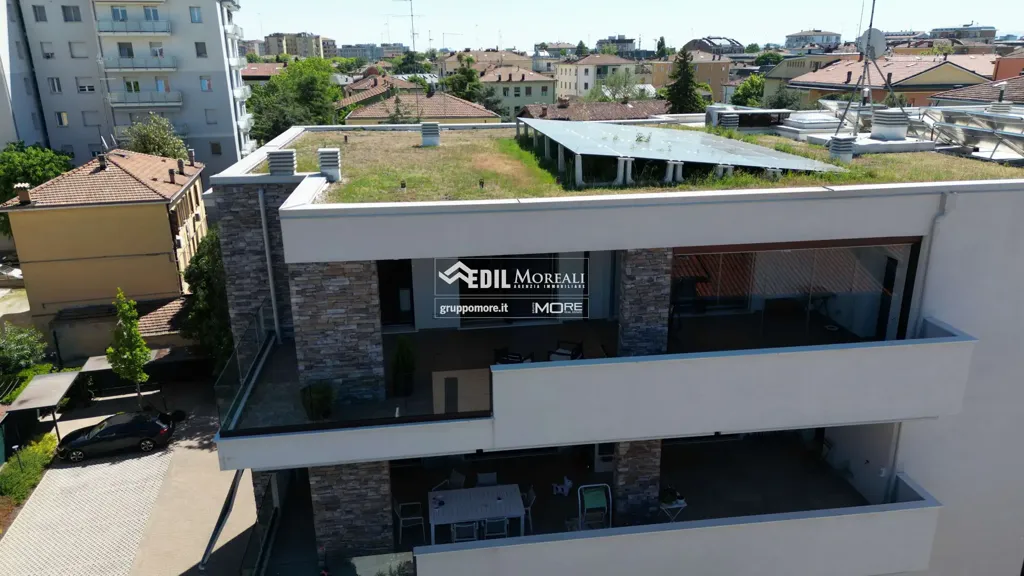 Õhuvaade - Luxury Penthouse with Loggia in Modena