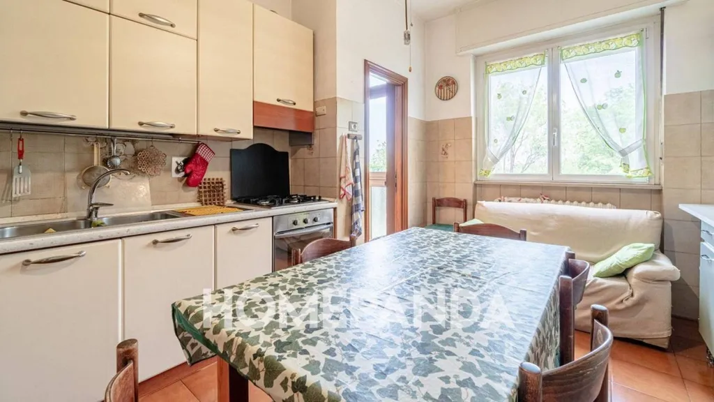 Köök - Apartment with Dual Balconies in Turin