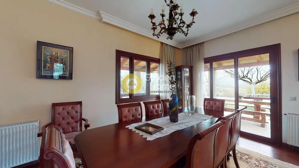 Salle à manger - Detached Villa with Unobstructed Views in Vravrona