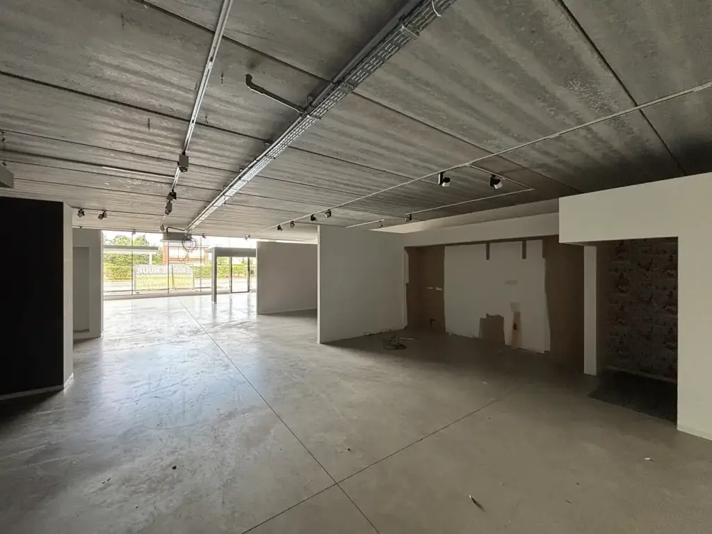 Toad - Retail Unit with Prime Location in Geel