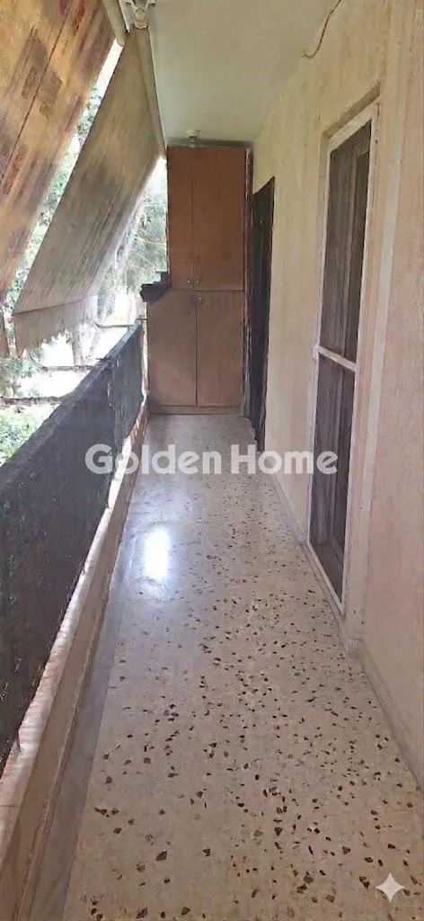 Hallway - Apartment with Garden View in Menidi, Athens