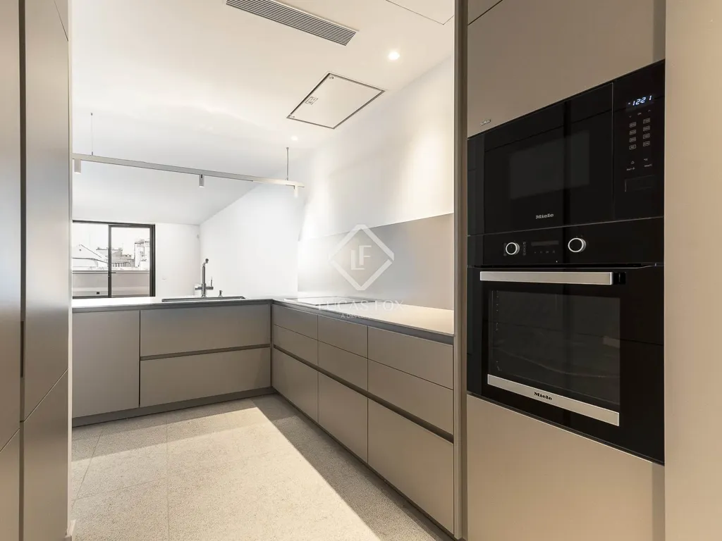 Cuisine - Renovated Apartment with Terrace in Eixample Right