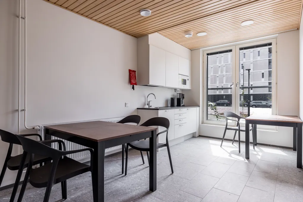 Salle à manger - Spacious Apartment with Sauna in Niittykumpu
