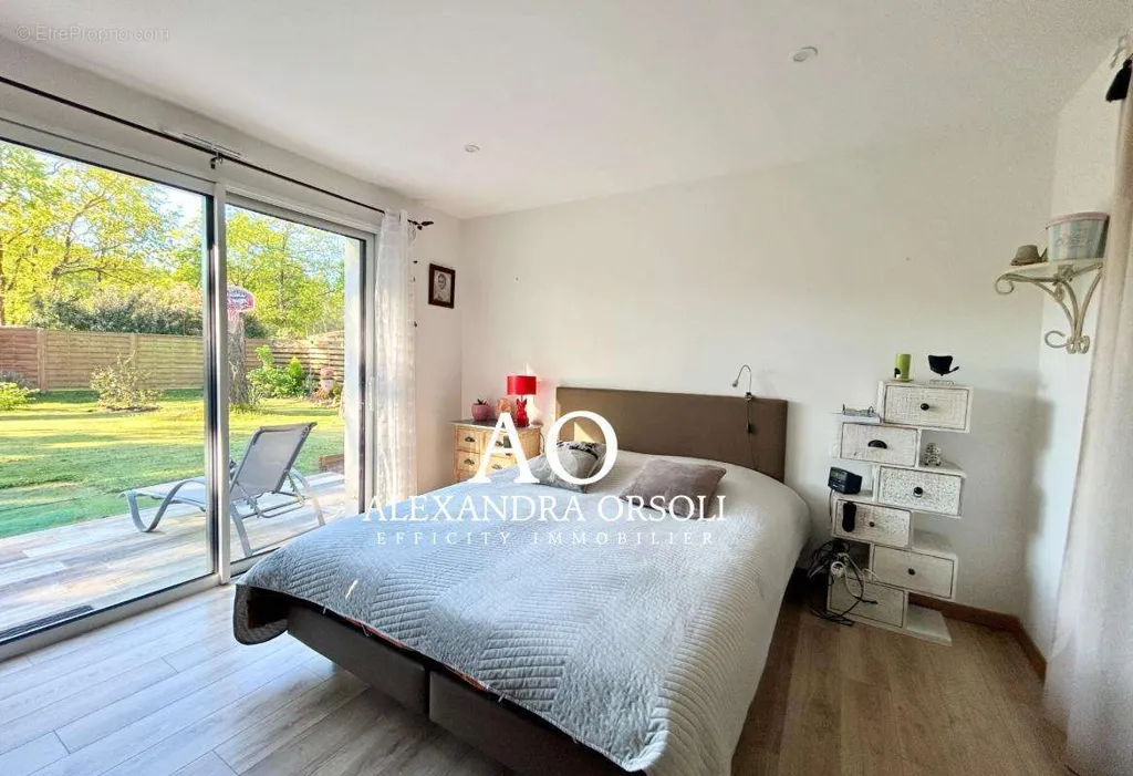 Chambres - Maison avec Studio et Jardin à Soullans