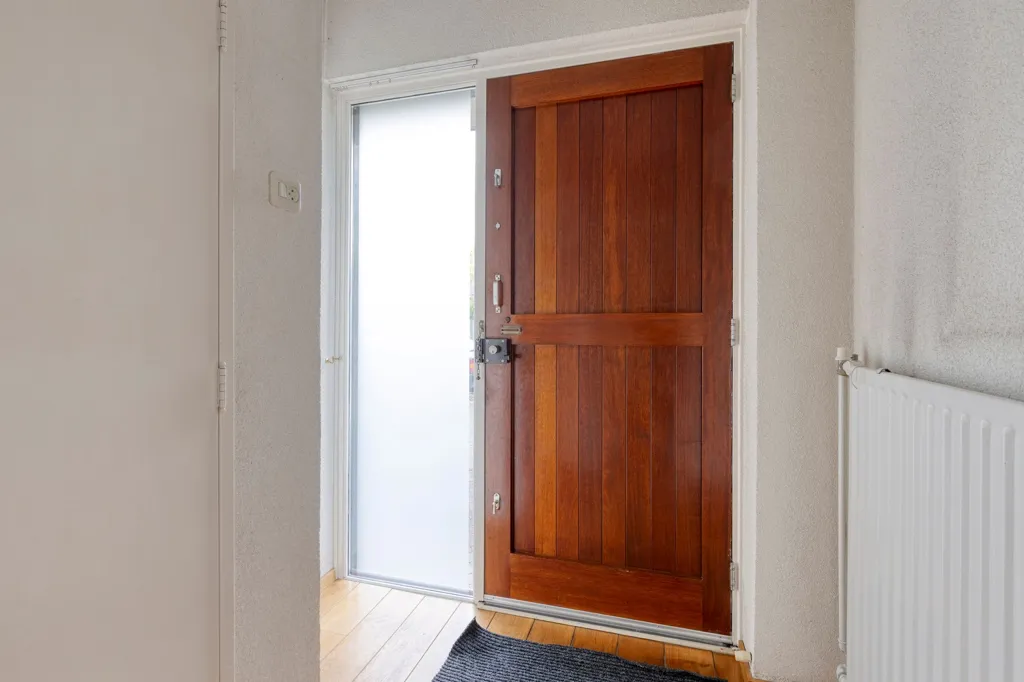 Entrée - Modernised Corner House with Garden in Tempel
