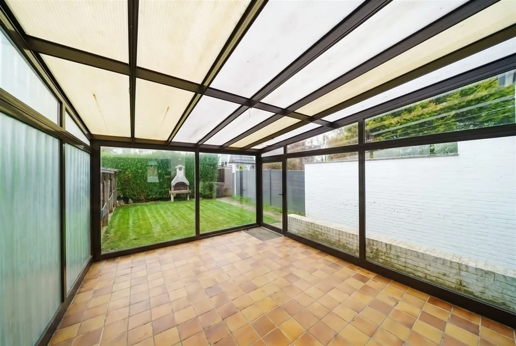 Terrace - Two-Faced House with Garden in Gembloux