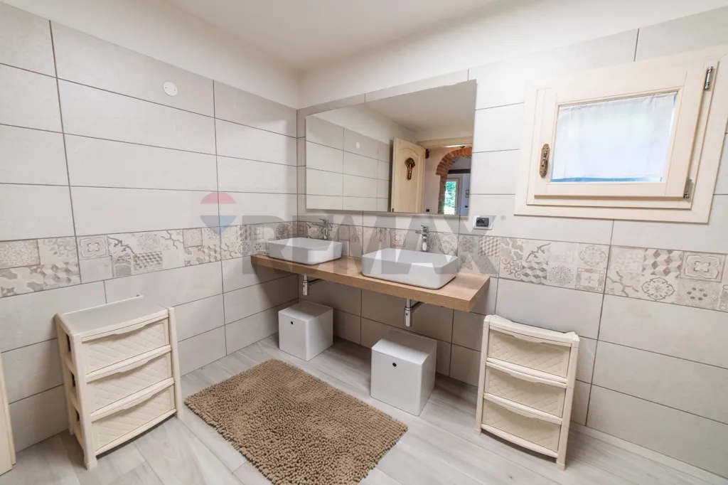 Vannitoad - Rustic House with B&B Potential in Vo'