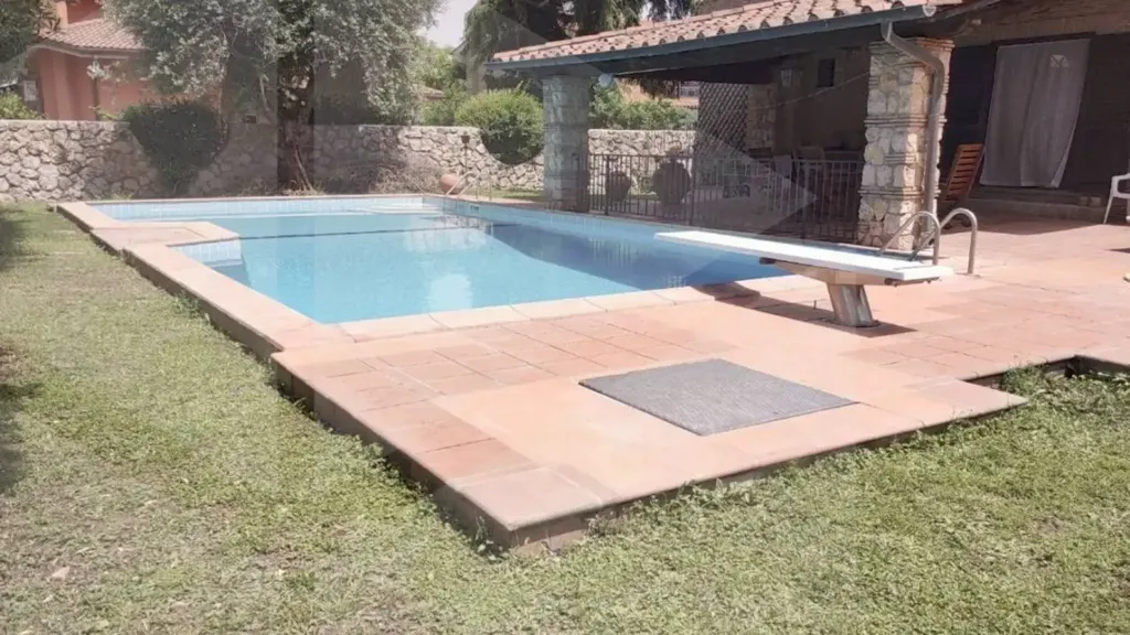Piscine - Rustic Villa with Pool in Ciampino