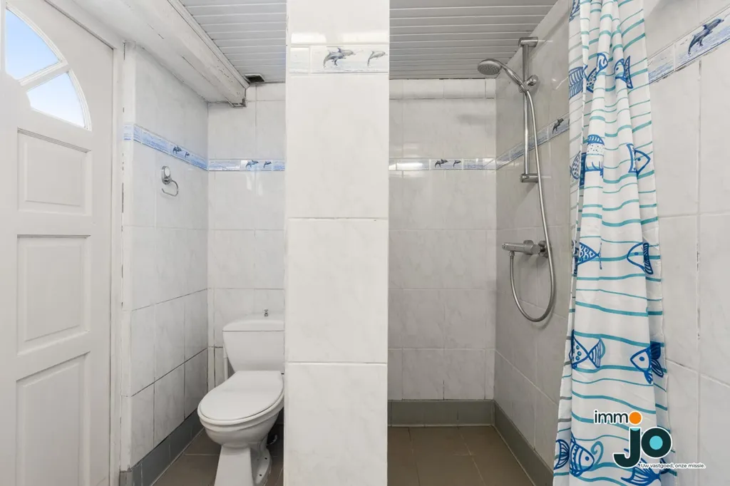 Salles de bain - Maison Familiale Prête à Emigrer avec Jardin à Ostende