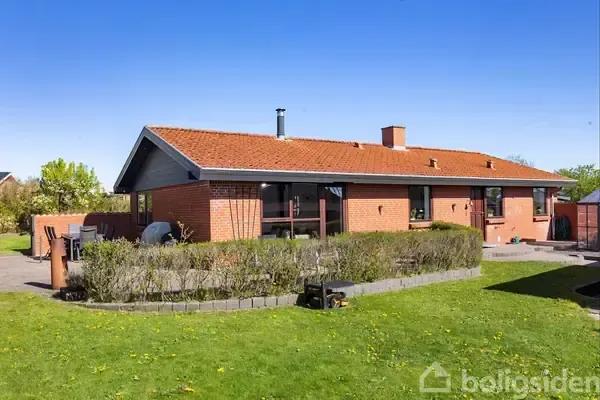 Aed - Villa with Terraces in Stevnstrup