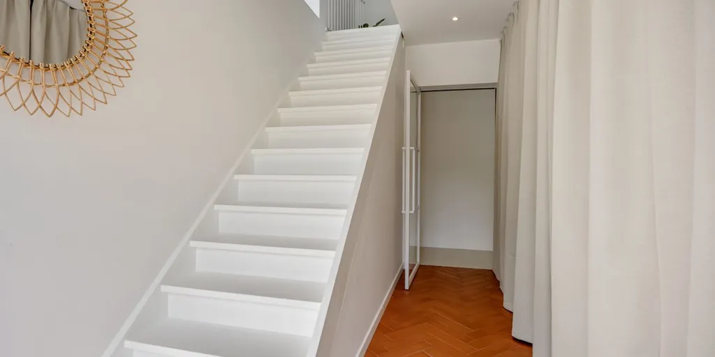 Toad - Renovated Modern House with Terrace in Lommel