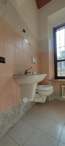 Salles de bain - Charming Ground Floor Flat with Garden in Volta Mantovana