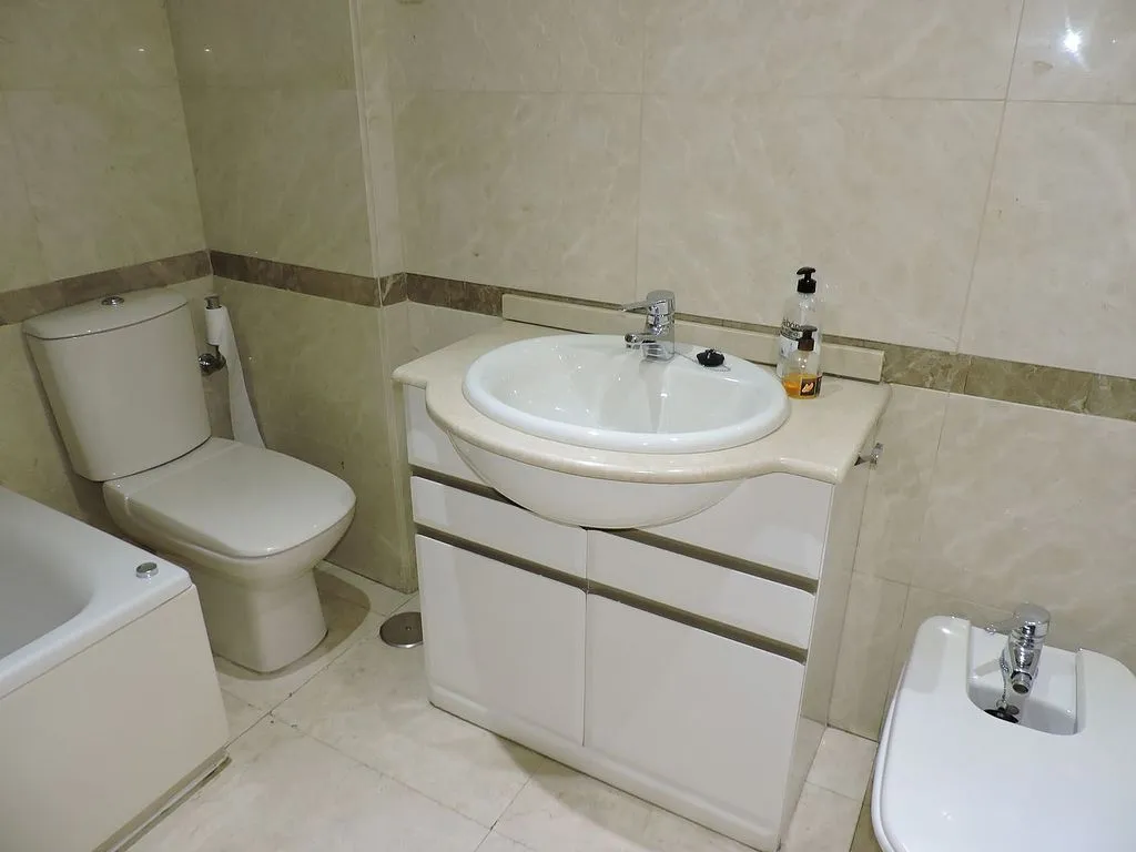 Salles de bain - 1-Bedroom Flat with Pool in Atocha