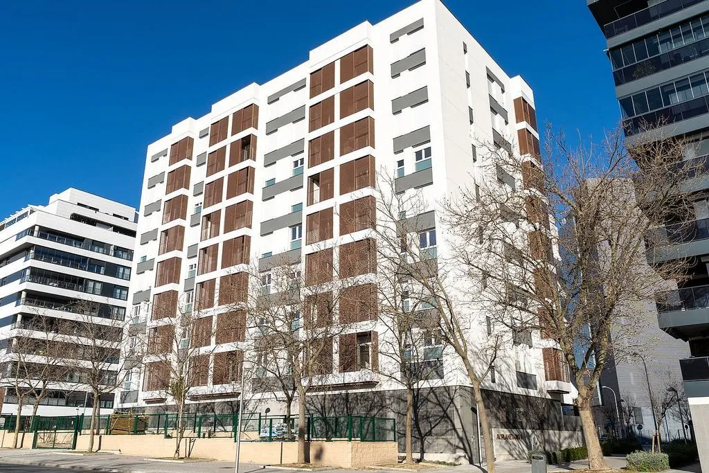 Extérieur - New Flat with Elevator in Planetario Street