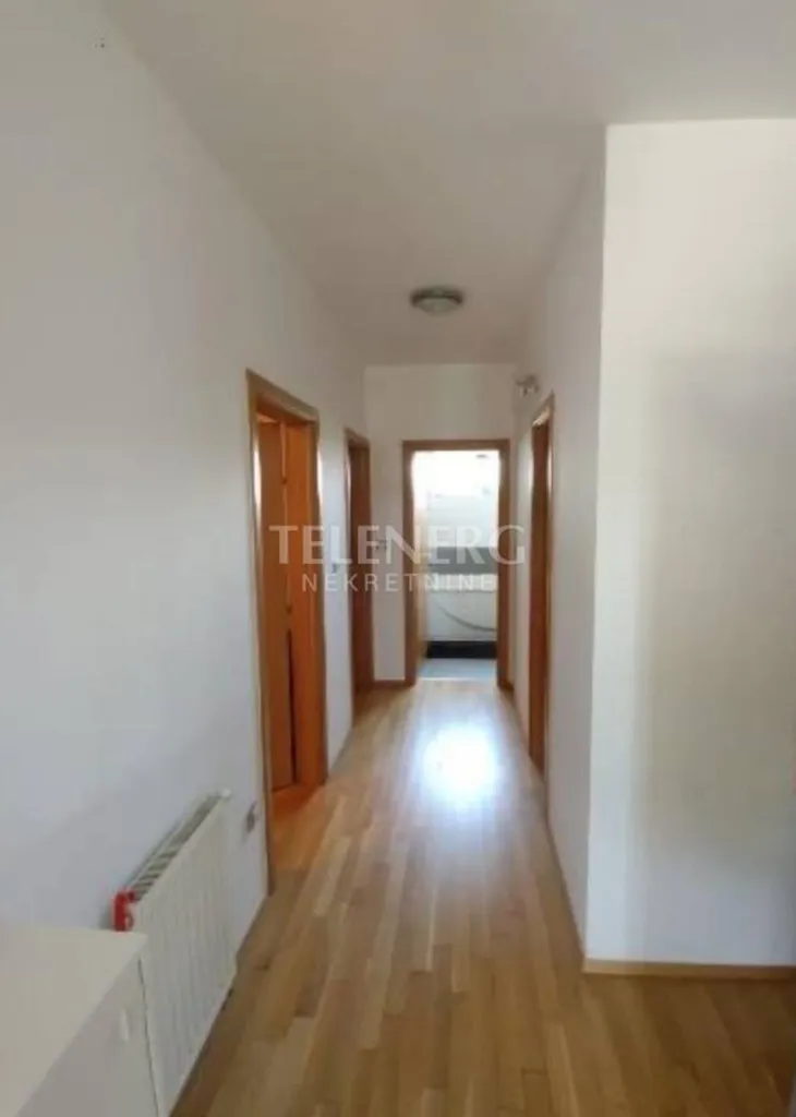 Ingresso - Multi-Unit House with Garden in Remete, Zagreb
