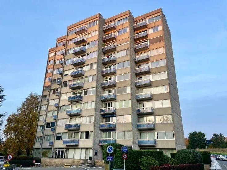 Extérieur - Studio Équipé avec Cuisine à Louer au 1er Étage