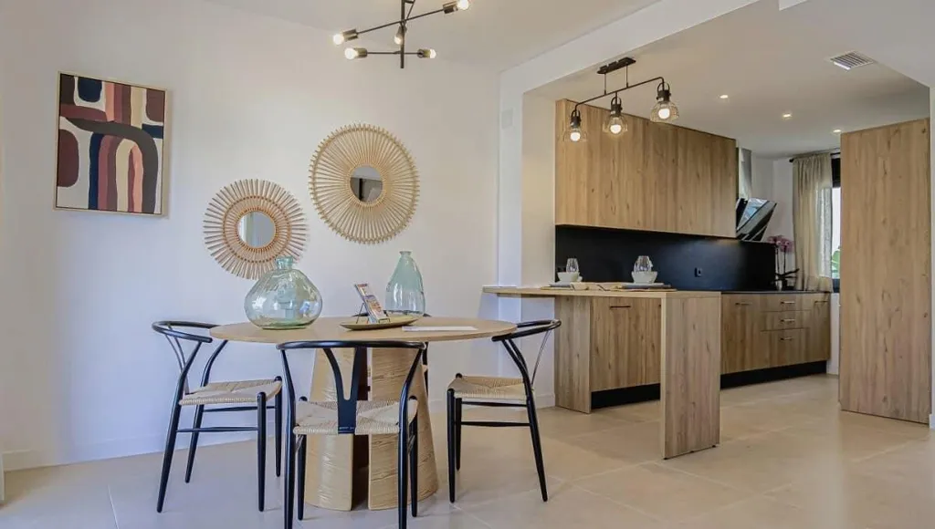 Salle à manger - Townhouse with Golf Access in Estepona