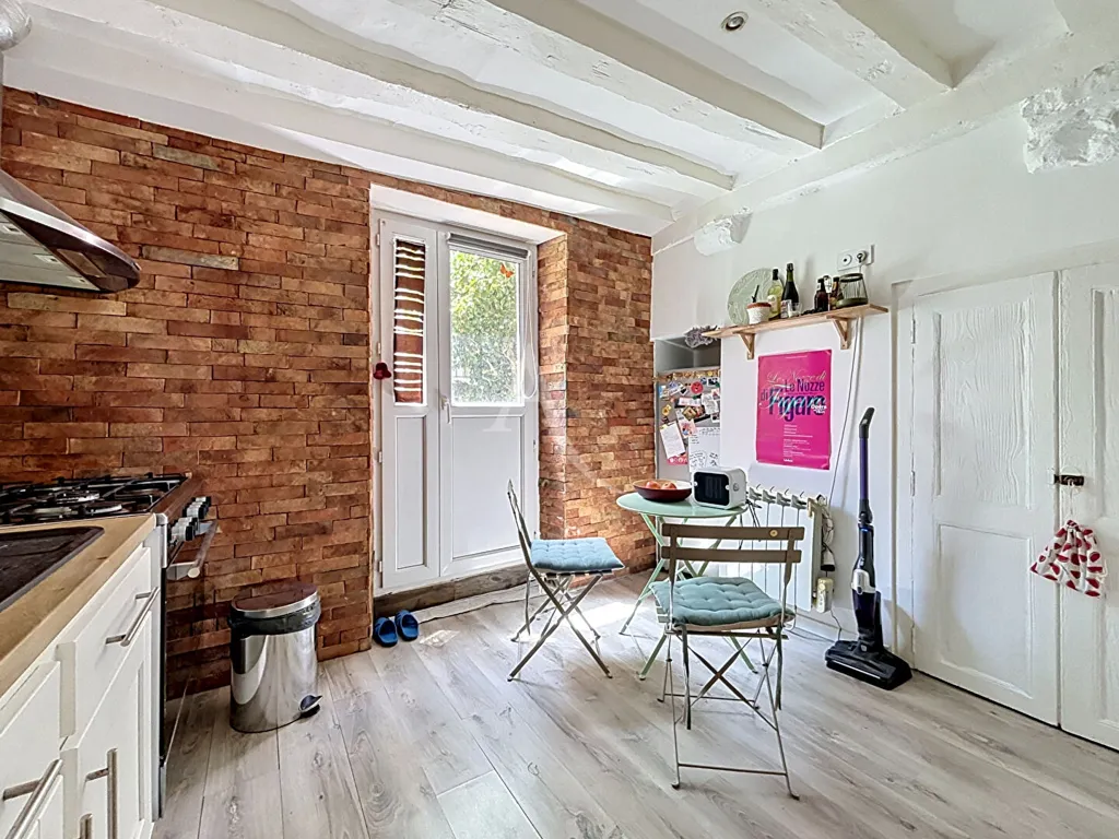 Köök - 2-Bedroom Apartment with Terrace in Laval Centre