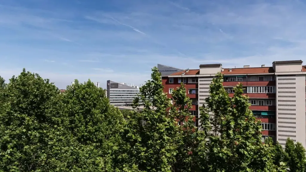Jardin - Bright Studio with San Siro View in Milan