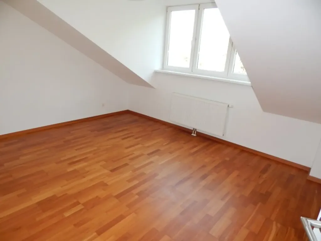 Stanze - Bright Loft with Garden View in Courtyard