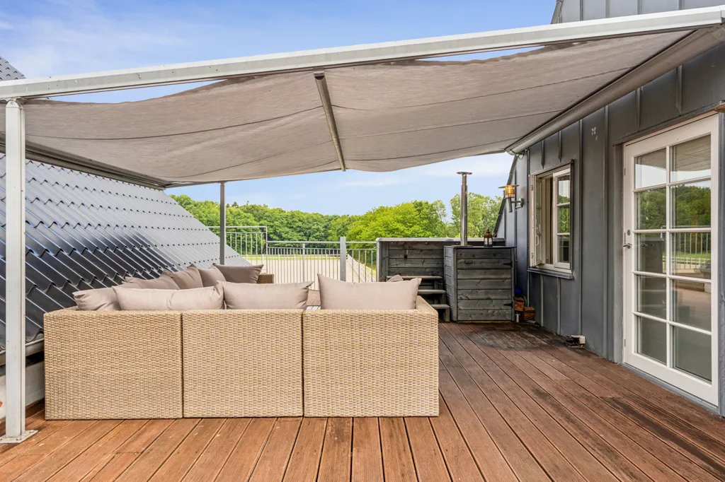 Terrasse - Equestrian Estate with Spa in Vinding