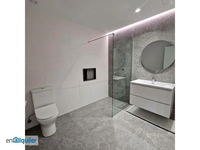 Salles de bain - Newly Finished Flat with A/C in Vinalesa