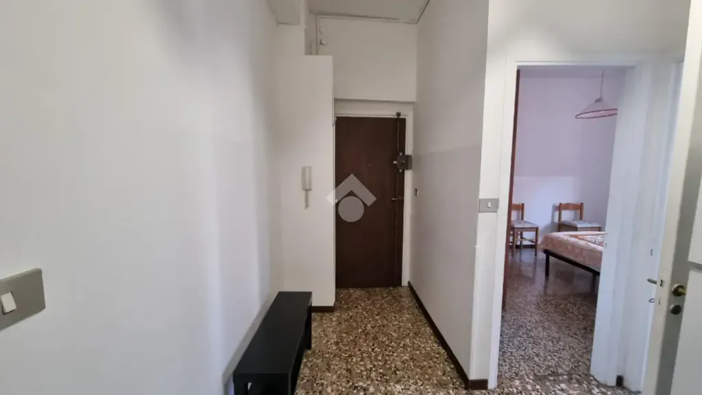 hallway_entrance