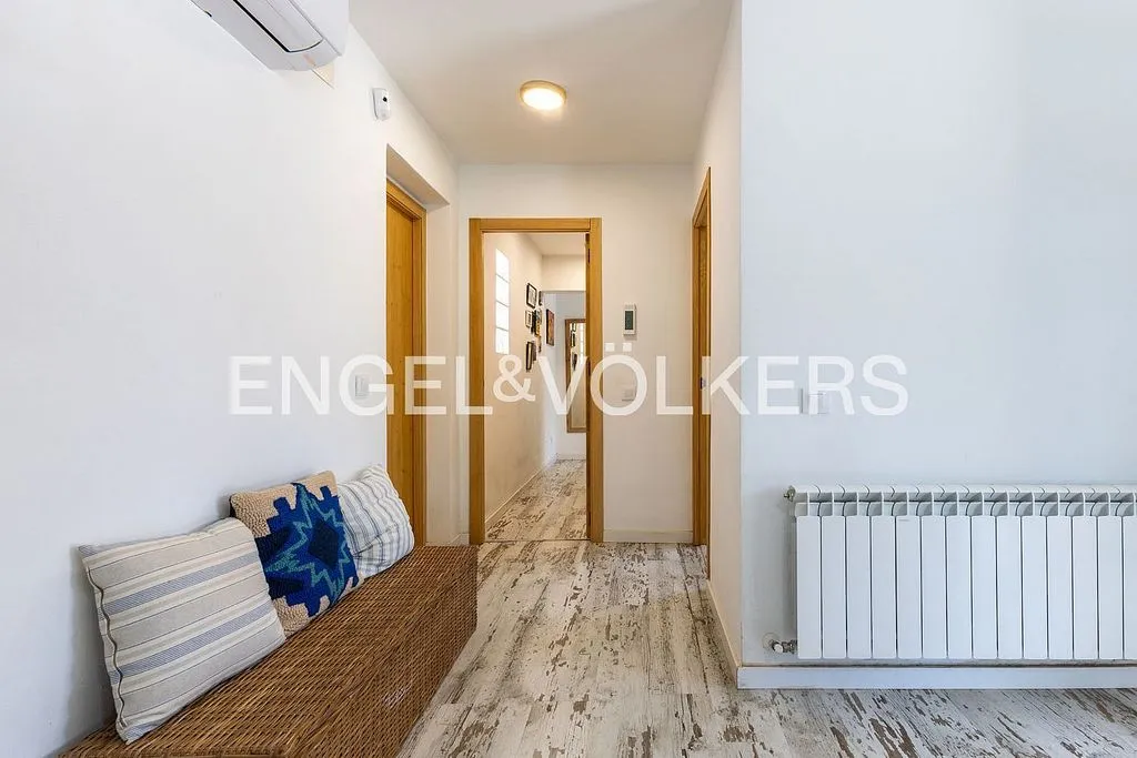 Esik - Mediterranean Villa with Sea View in Denia