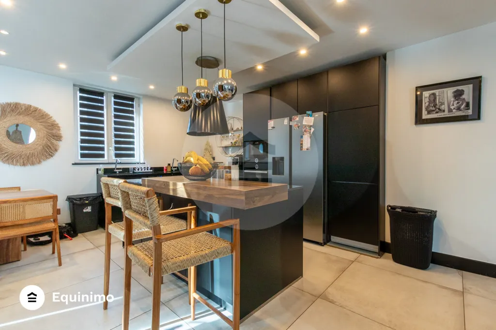 Kitchen - Duplex Flat with Balcony and Terrace in Paris