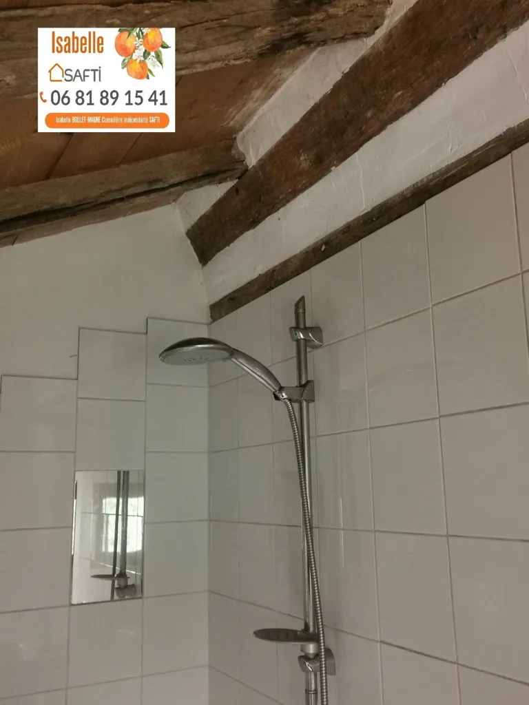 Salles de bain - Maison au calme avec jardin à Demu