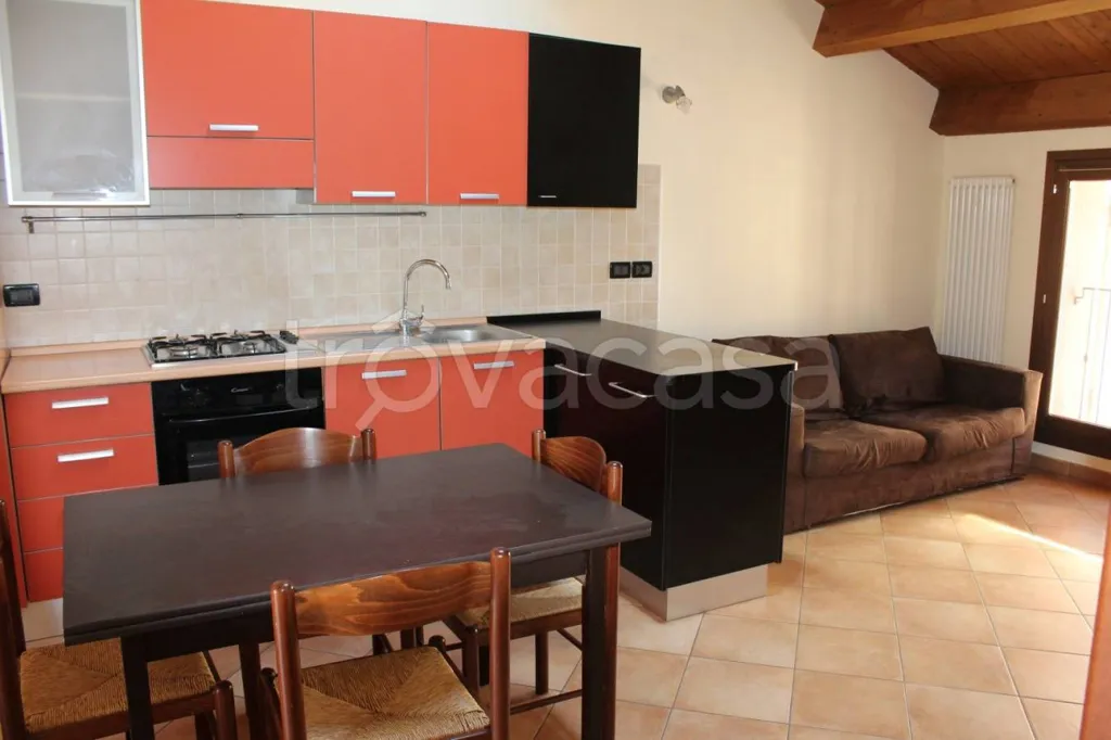 Cuisine - Mansard Apartment with Terrazzo in Lugo