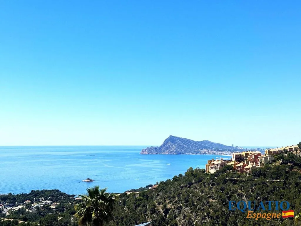 Luxury Flat with Private Pool in Altea