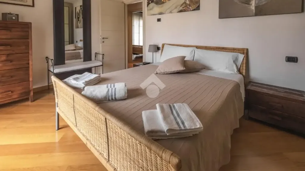 Magamistoad - Villa with Pool near Lake Garda